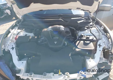 2015 Maserati Ghibli S Q4 z USA, uszkodzony, nr VIN ZAM57RTA6F1138201